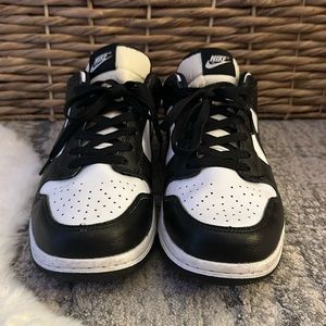 F. a. K. E. Nike pandas